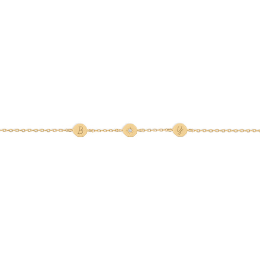 Delicate 18 carat yellow gold twist bracelet with three small octagonal letter charms, fine bijoux design. - Bracelet Twist