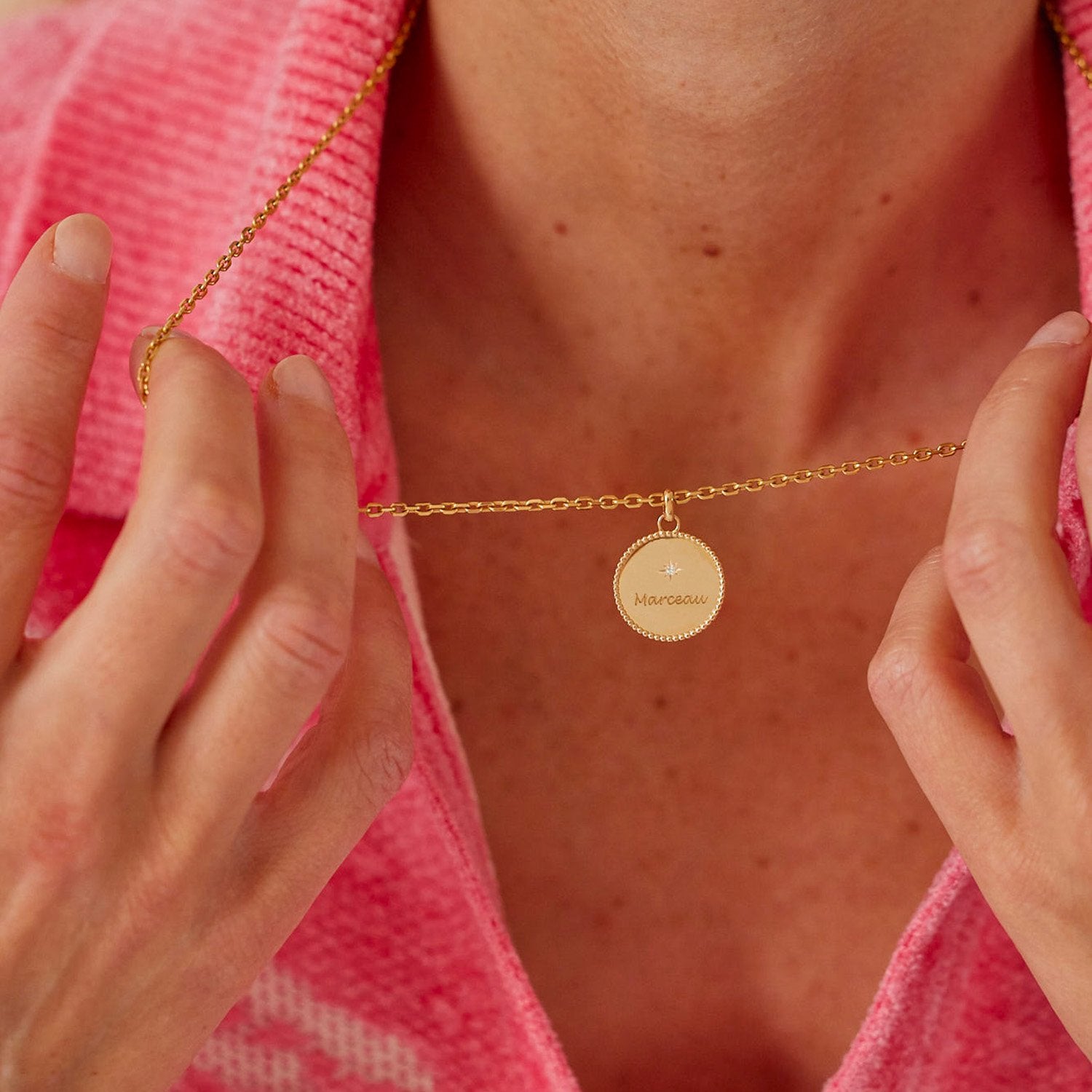 Médaille My Poinçon 22 perles d'or ronde - Or 18 carats