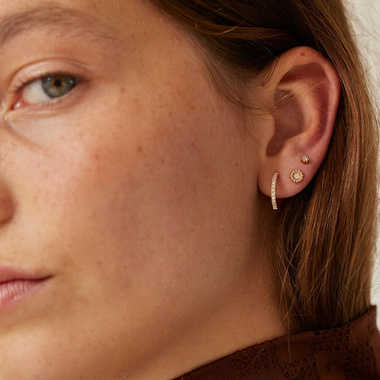 Puce d'oreille Marguerite - Or 18 carats et diamant